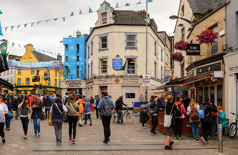 Galway Student Accommodation Apartments Shop Street in Galway City Centre